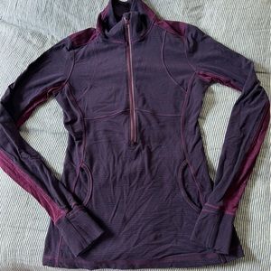 Lululemon running top